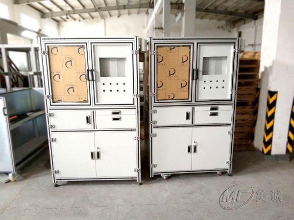 鋁型材工具柜是如何生產(chǎn)定制的？